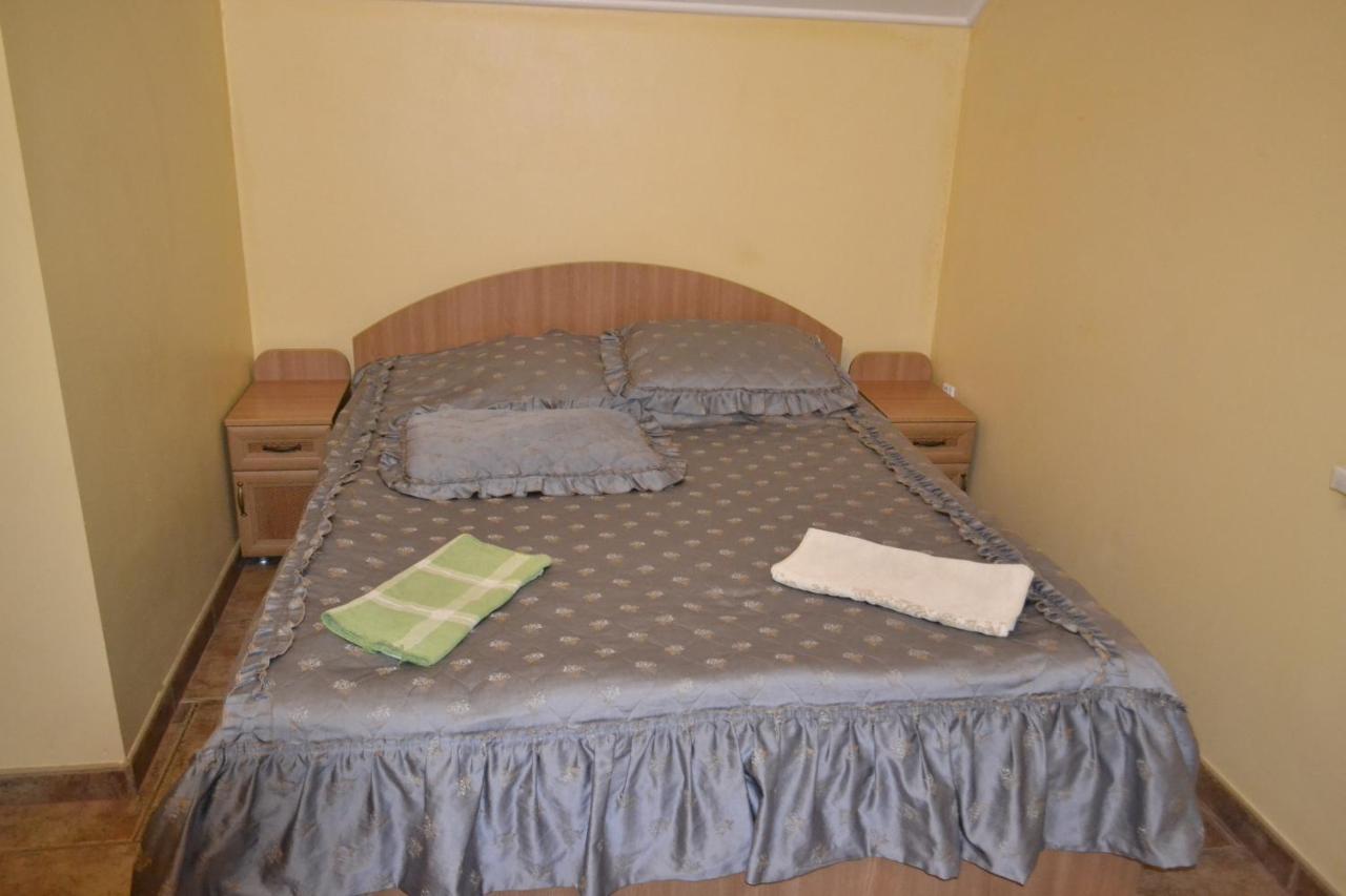 Hotel Rava-Ruska Εξωτερικό φωτογραφία