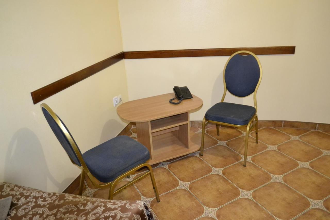 Hotel Rava-Ruska Εξωτερικό φωτογραφία